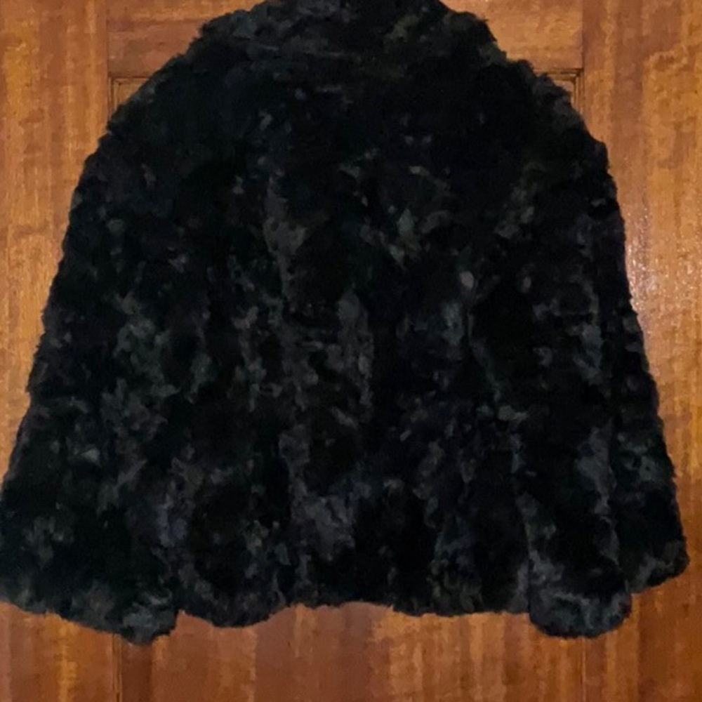 PARTY SEASON IS HERE!! NWOT 🧑🏼‍🎄French Connection UK Gorgeous Faux Fur Jacket - Picture 2 of 11